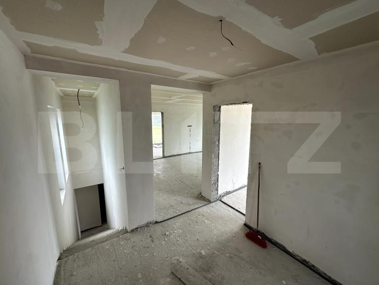 Casă individuală cu 5 camere cu Teren 500 Mp în Apahida