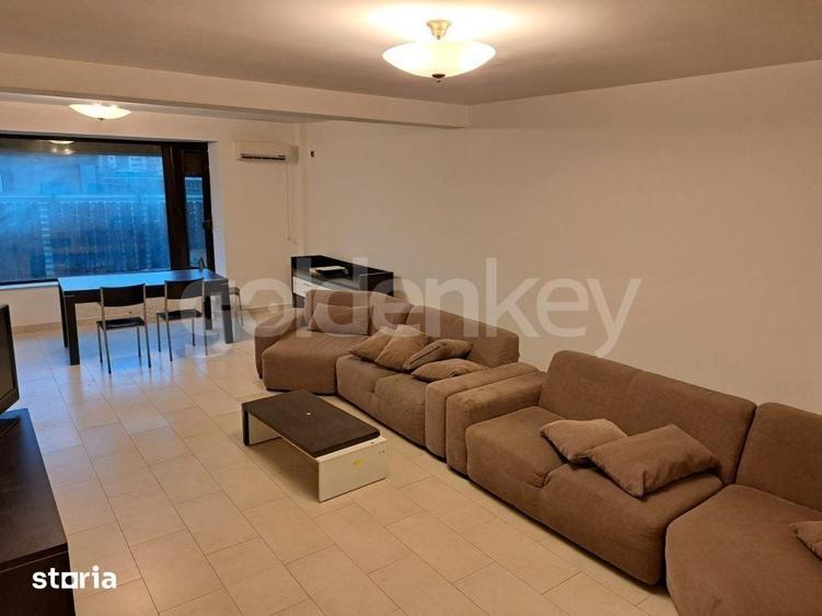 Casă cu 5 camere cu Teren 350 Mp în Central