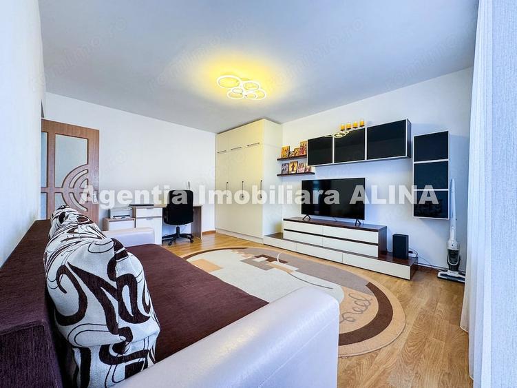 Apartament cu 3 camere decomandat în Dorobanți