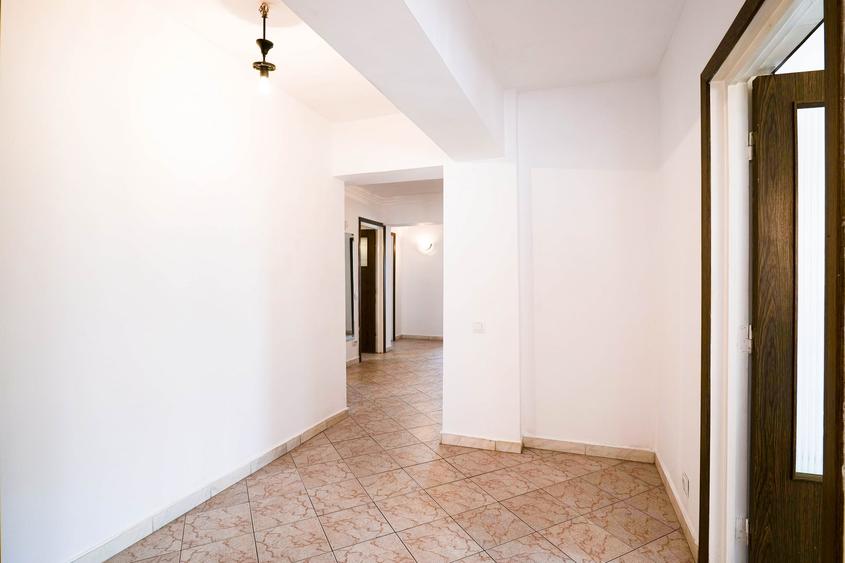 Apartament cu 2 camere decomandat în Unirii