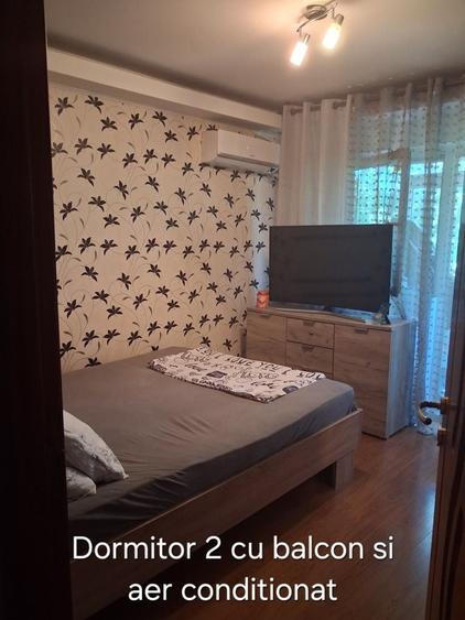 Apartament cu 4 camere decomandat în Central