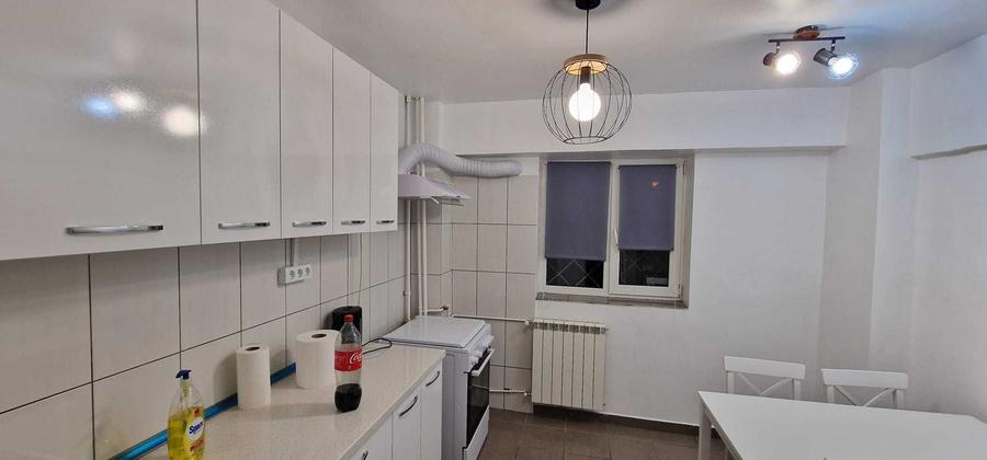 Apartament cu 2 camere decomandat în Timpuri Noi