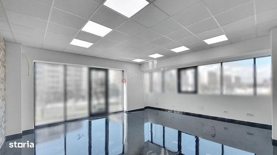 Spațiu comercial, de 105 mp, în Central