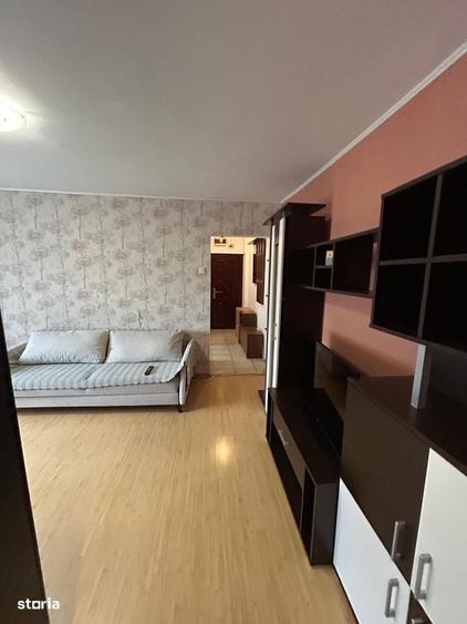 Apartament cu 2 camere semidecomandat în Inel II