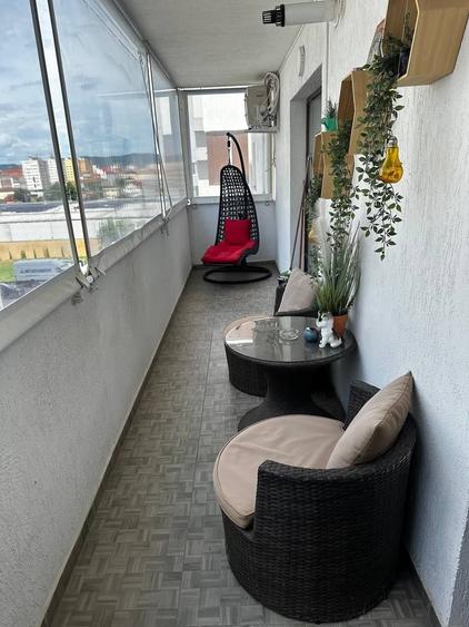 Apartament cu 3 camere decomandat în Șelimbăr