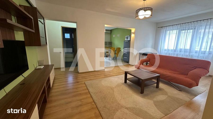 Apartament cu 3 camere decomandat, mobilat în Valea Aurie