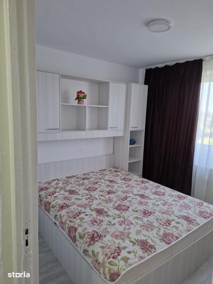 Apartament cu 2 camere decomandat în Berceni