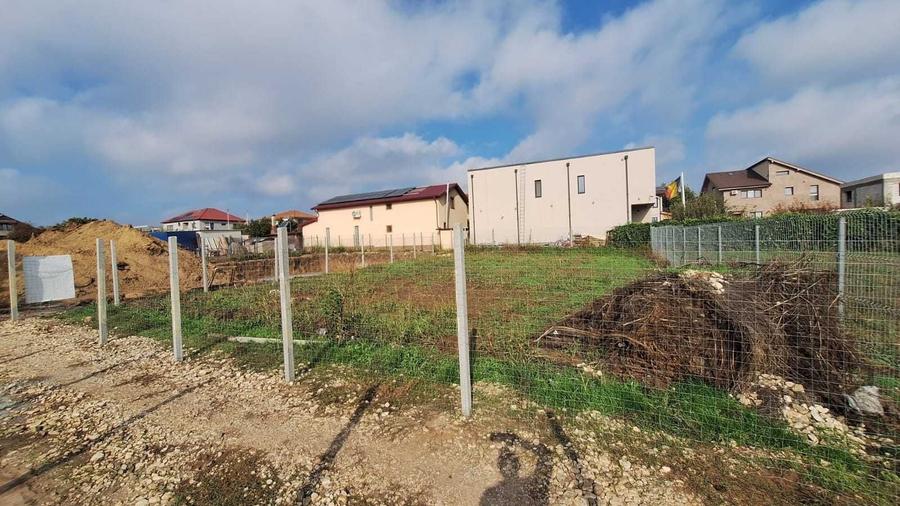 Teren de vanzare LAZU 420 m cu utilitati - 6