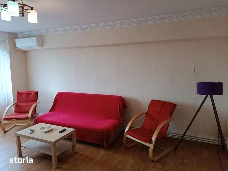 Apartament cu 3 camere decomandat în Sud