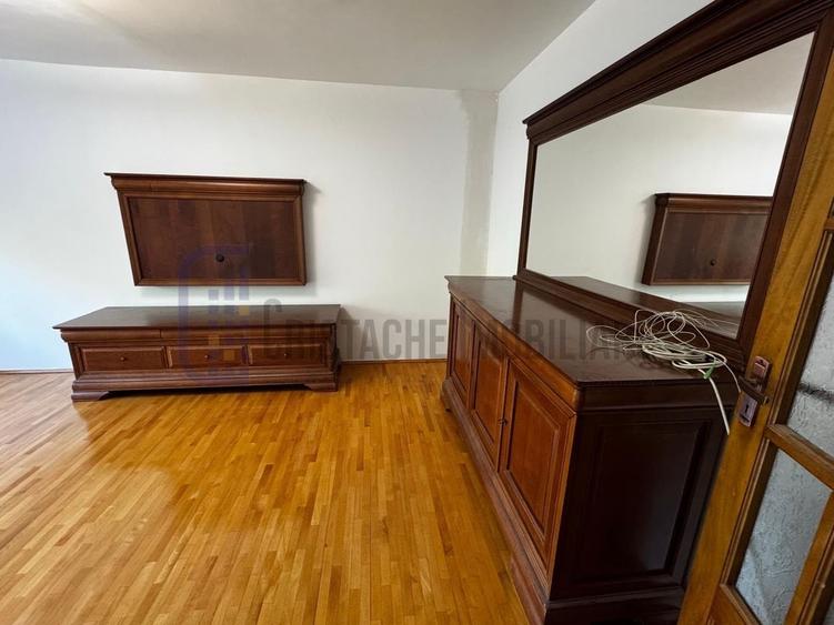 Apartament cu 2 camere decomandat, mobilat în Văcăresti