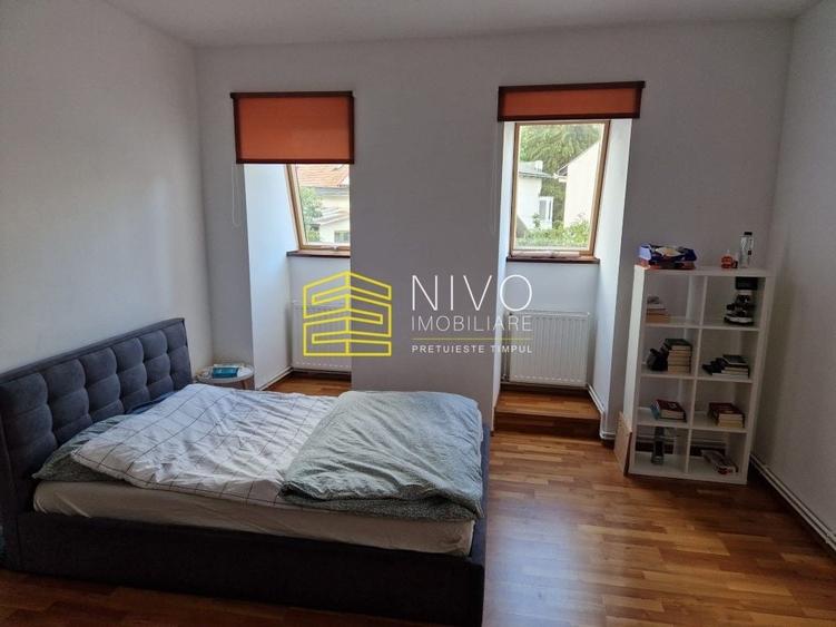 Duplex cu 5 camere cu Canalizare în Ultracentral
