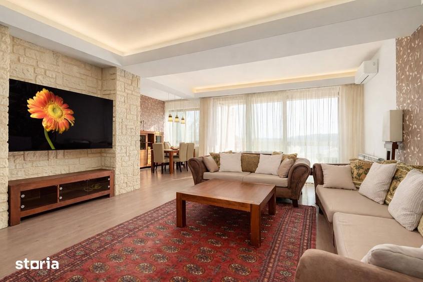 Apartament cu 4 camere, mobilat în Central