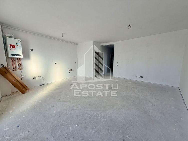 Apartament cu 3 camere decomandat în Giroc