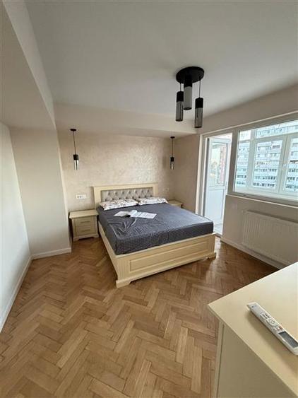 Apartament cu 4 camere decomandat în Mazepa 1