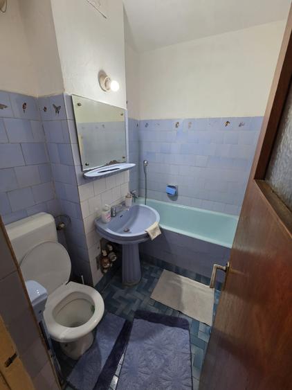 Apartament cu 2 camere decomandat, mobilat în Vitan