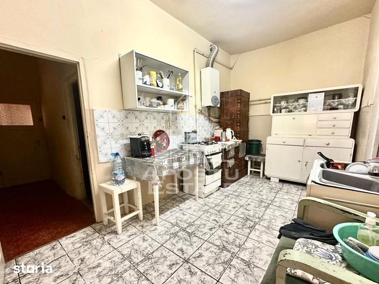 Casă cu 4 camere cu Teren 950 Mp în Zimandu Nou