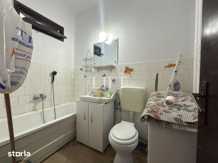 Apartament cu 2 camere decomandat în Tractorul