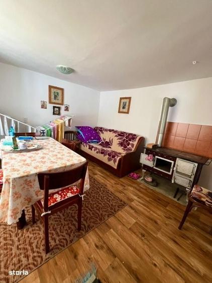 Casă cu 3 camere în Geaca