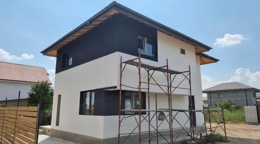 Casă individuală cu 4 camere cu Teren 350 Mp în Nord-Est