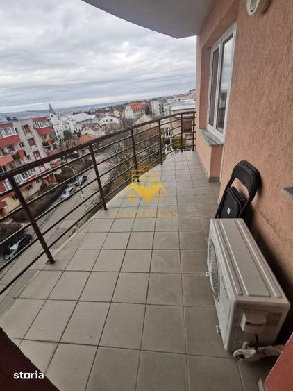 Apartament cu 2 camere, mobilat în Zorilor