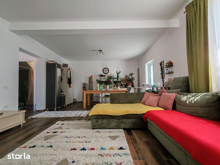 Casă cu 4 camere cu Teren 300 Mp în Agigea