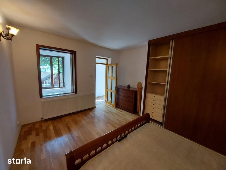 Casă cu 2 camere cu Teren 250 Mp în Ultracentral
