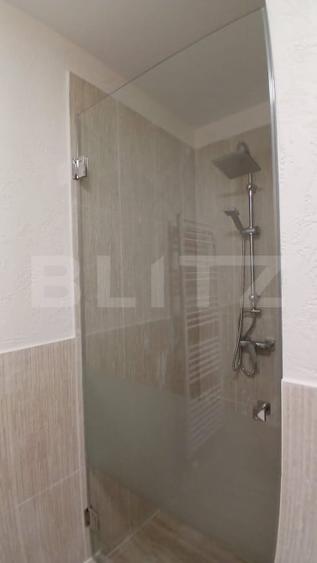 Apartament cu 3 camere semidecomandat, mobilat în Tudor Vladimirescu