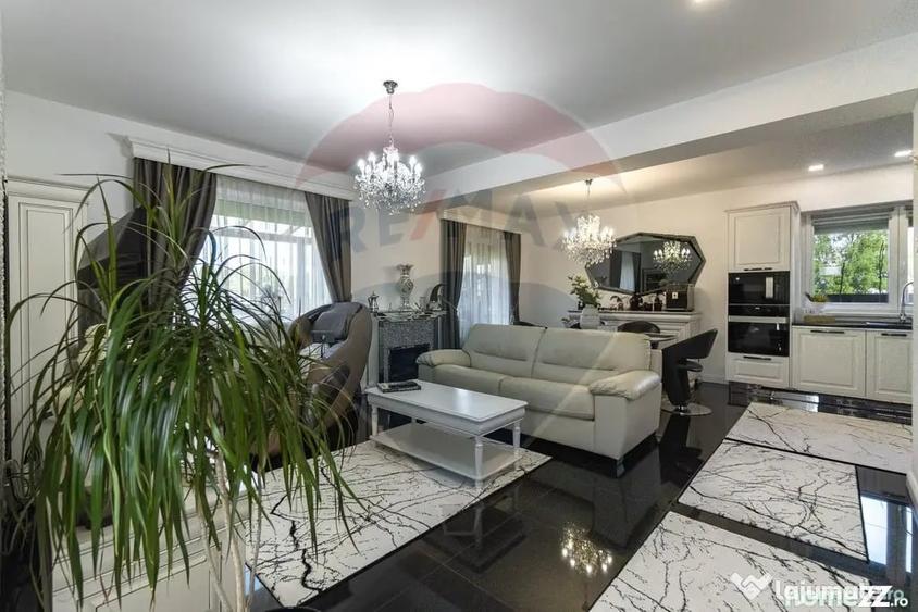 Casă cu 5 camere cu Teren 440 Mp în Bartolomeu