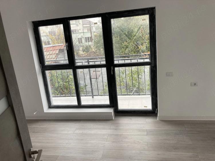 Apartament cu 2 camere decomandat în Văcăresti