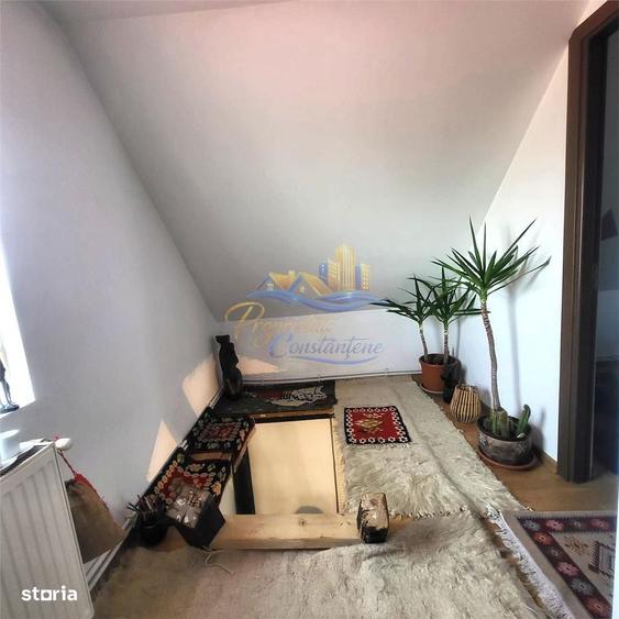 Casă cu 3 camere în Cumpăna