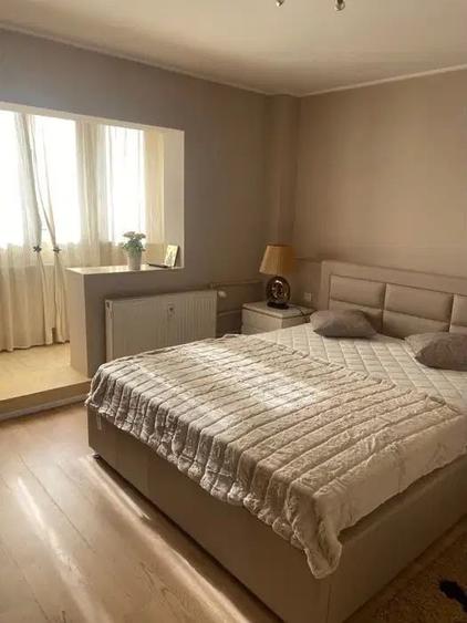 Apartament cu 3 camere decomandat în Decebal