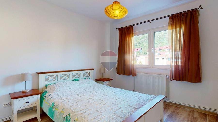 Apartament cu 3 camere decomandat, mobilat în Răcădău