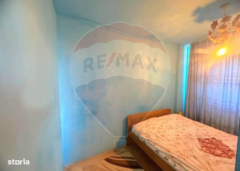 Apartament cu 2 camere semidecomandat în Republicii