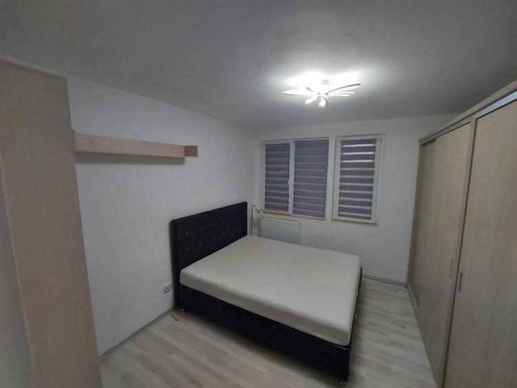 Apartament cu 3 camere decomandat în Ultracentral