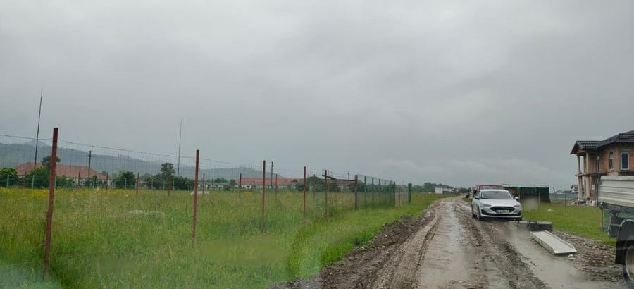 Teren Construcții intravilan de 600 mp, în Cristian