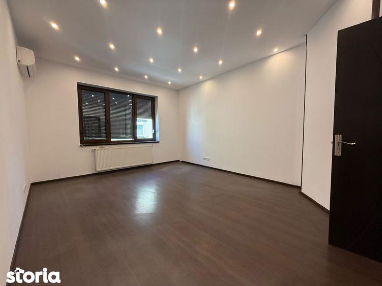 Apartament cu 3 camere în Ultracentral