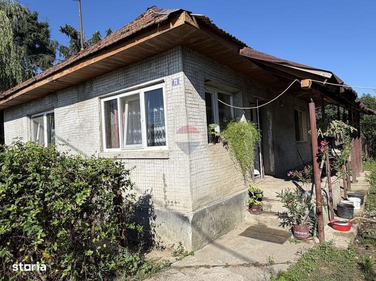 Casă cu 2 camere în Bârgău