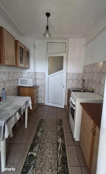 Apartament cu 2 camere decomandat în Mircea cel Bătrân
