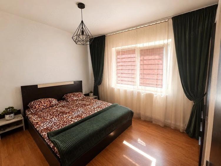 Apartament cu 2 camere semidecomandat în Rovine