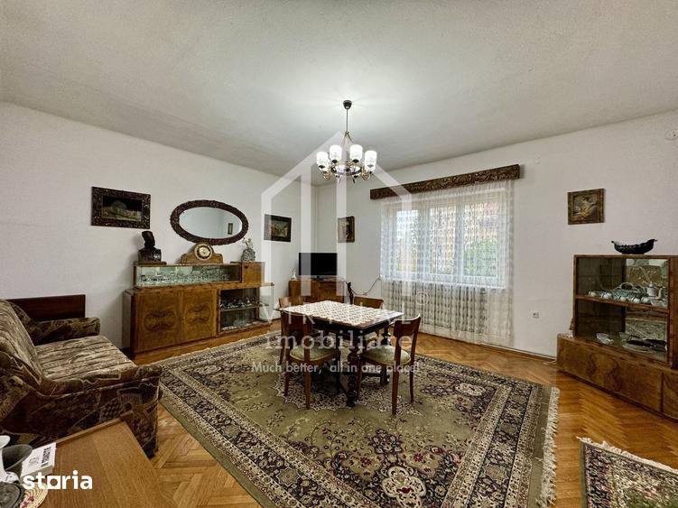 Apartament cu 4 camere în Central