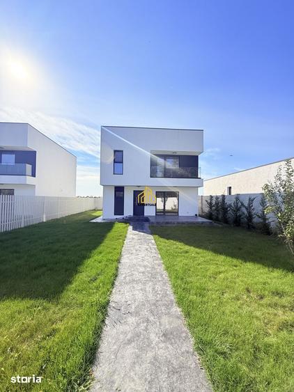 Casă cu 4 camere cu Teren 330 Mp în Clinceni