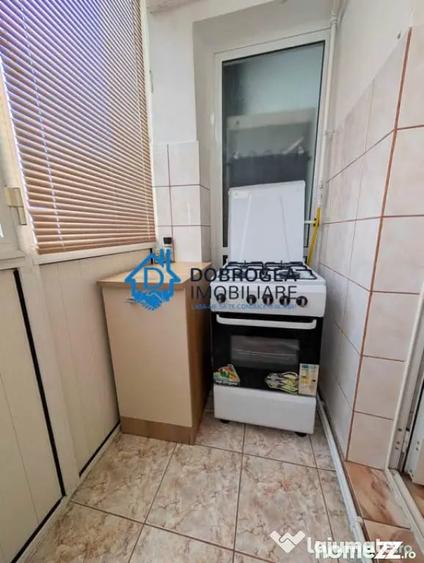 Apartament cu 3 camere decomandat în Păcii