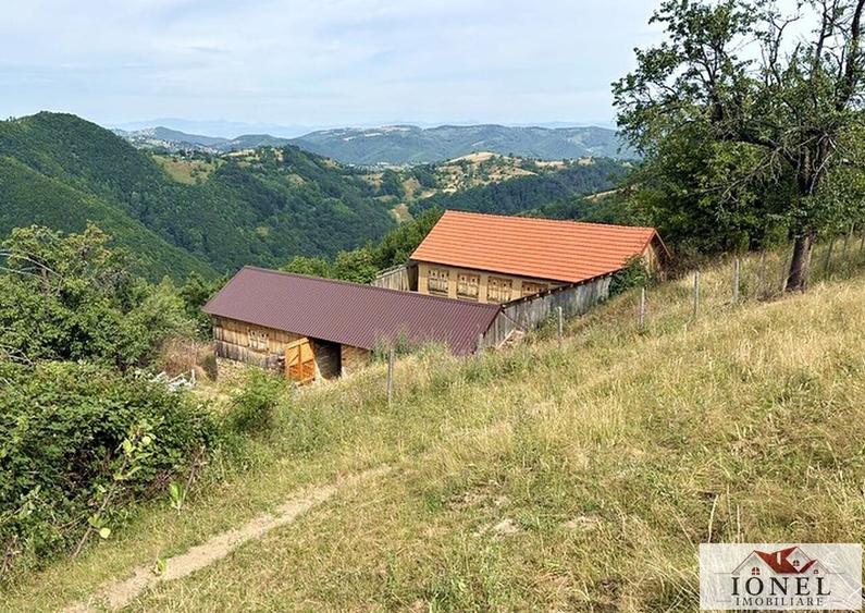 Casă individuală cu 3 camere cu Teren 84843 Mp în Săsciori