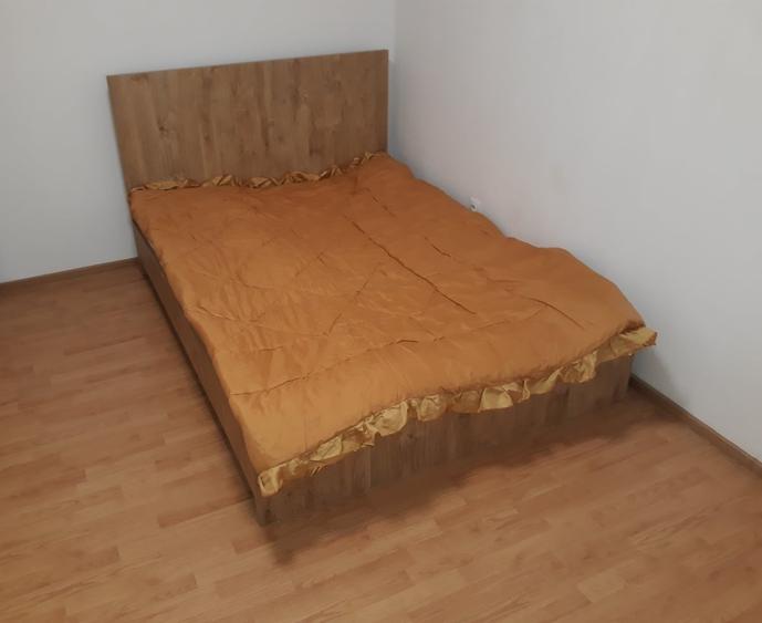 Apartament semidecomandat în Sud