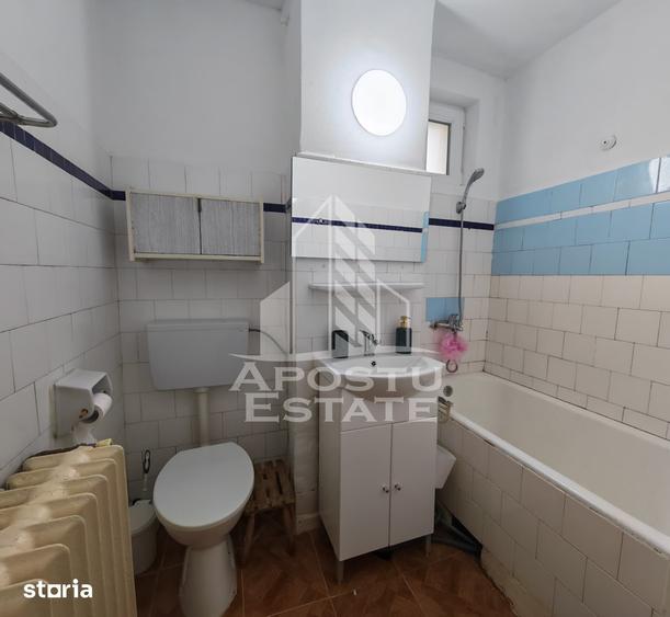 Apartament cu 2 camere decomandat în Cetății
