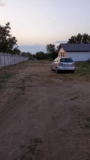 Teren de 4150 mp, în Central