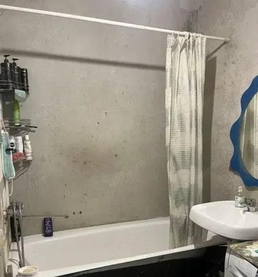 Garsonieră decomandată în Spitalul Județean