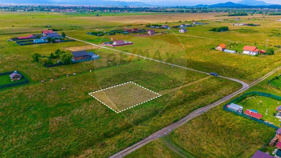 Teren Construcții intravilan de 670 mp, în Prejmer