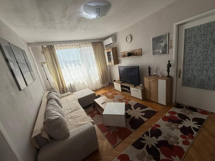 Apartament cu 2 camere semidecomandat în Central