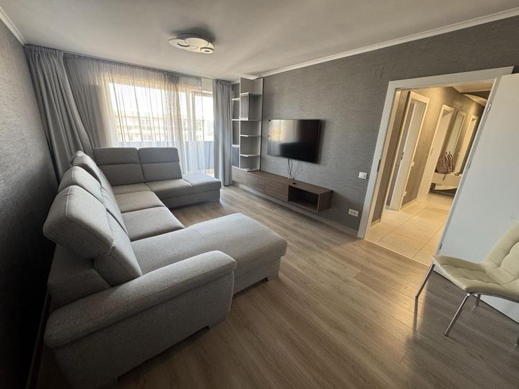 Apartament cu 2 camere decomandat în Central